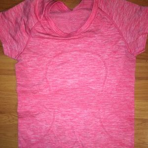 Lululemon swiftly tech shirt